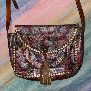 Patricia Nash tooled leather shoulder bag